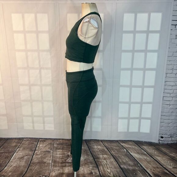 Outdoor voices 2pc set move free sports bra tech sweat core 7/8 legging medium - Picture 11 of 14